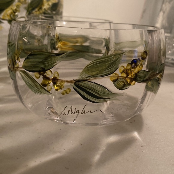 Vtg Hand Painted Large Glass Bowl with 4 matching serving bowls artist signed - Picture 2 of 9